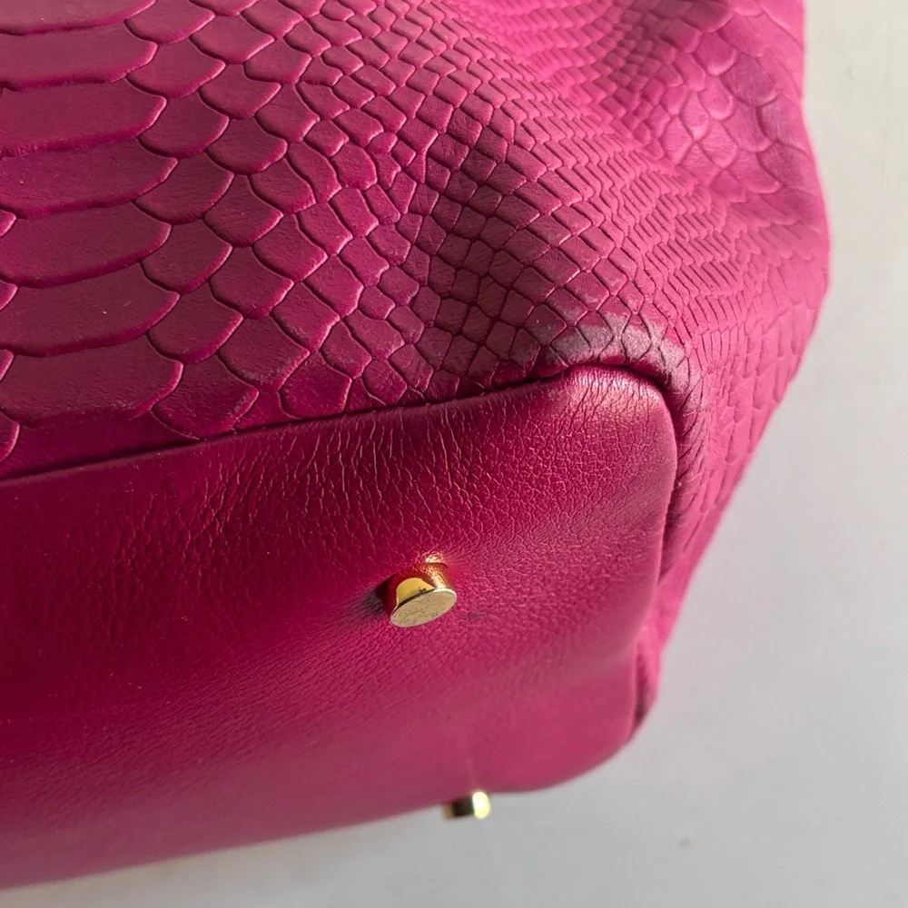 GiGi New York Fuchsia Textured Tote